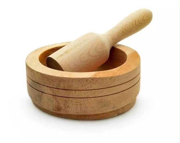 Thick Wooden Mortar and Pestle Garlic Crusher - Medium set of 2 - smartease