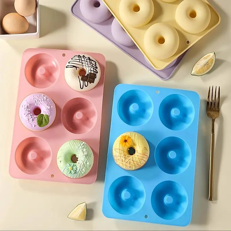 Donut Shape Pink Silicone Baking Mold (6 Cavities) - smartease