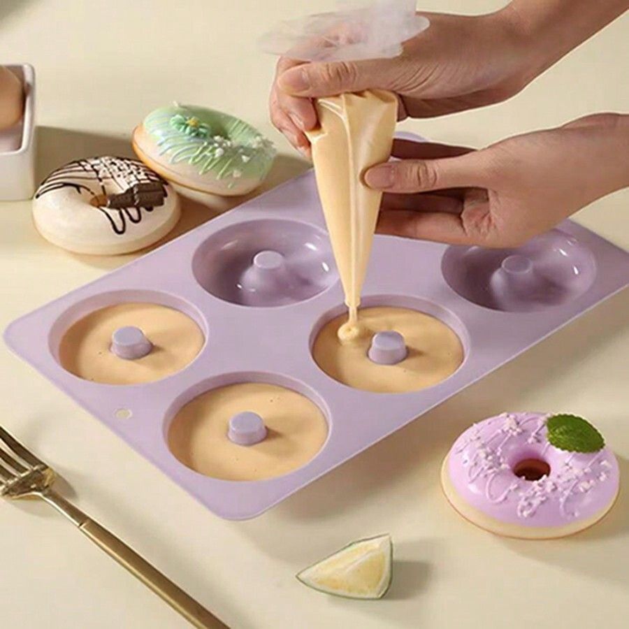 Donut Shape Pink Silicone Baking Mold (6 Cavities) - smartease