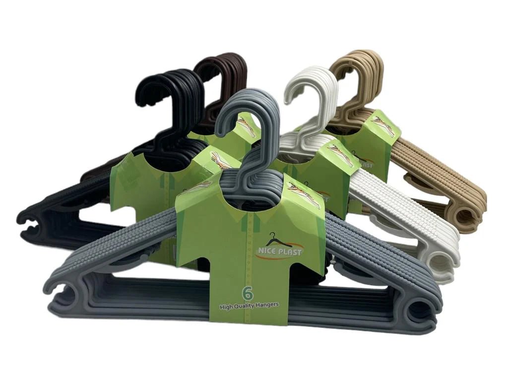 Plastic Clothes Hangers (Pack of 12) - smartease