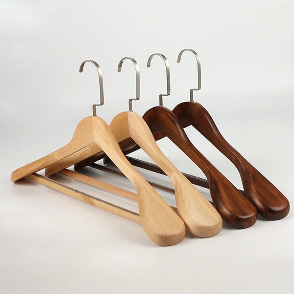Wooden Clothing Hangers - smartease